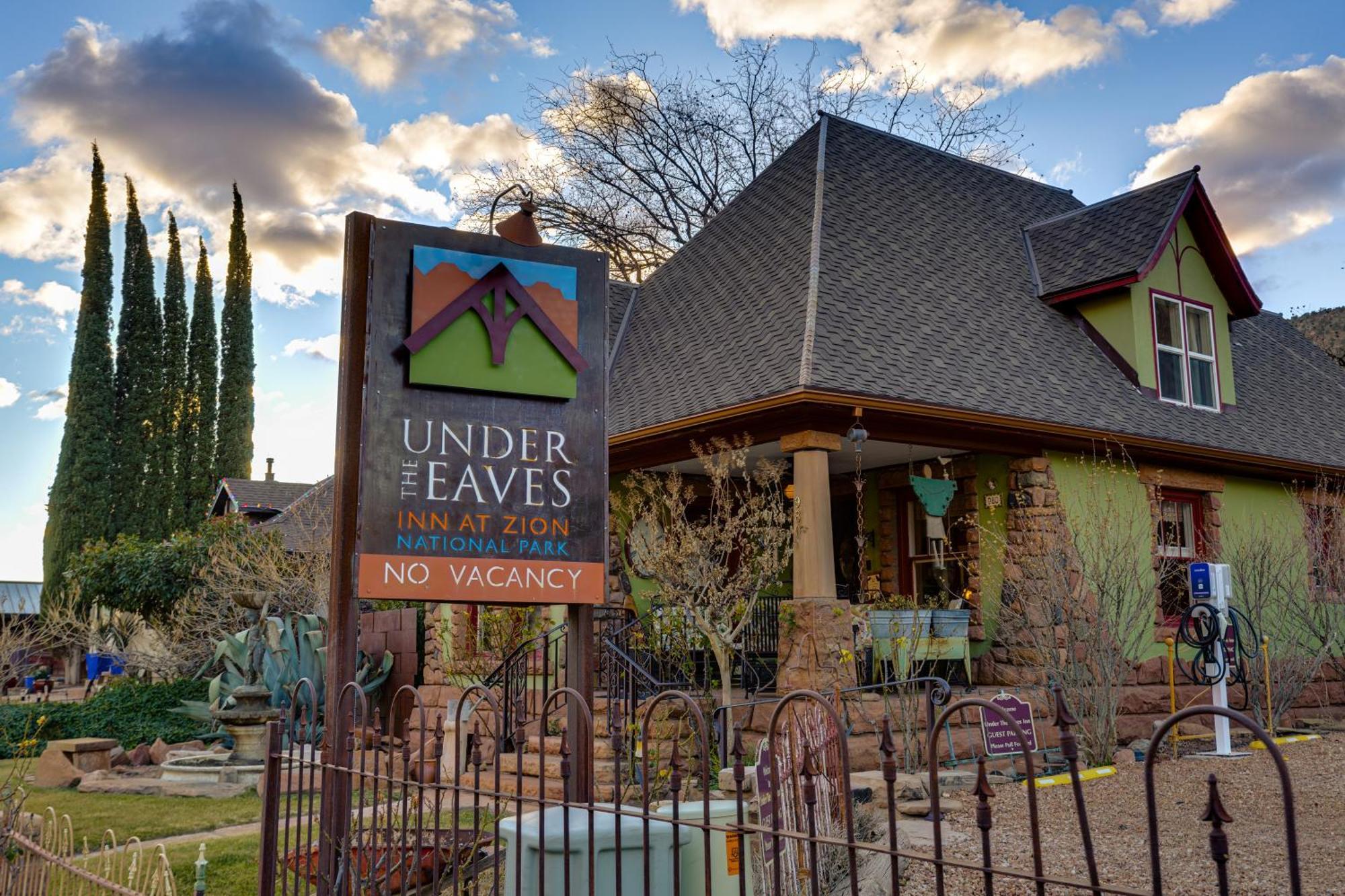 Under The Eaves Inn At Zion National Park Springdale Exterior foto
